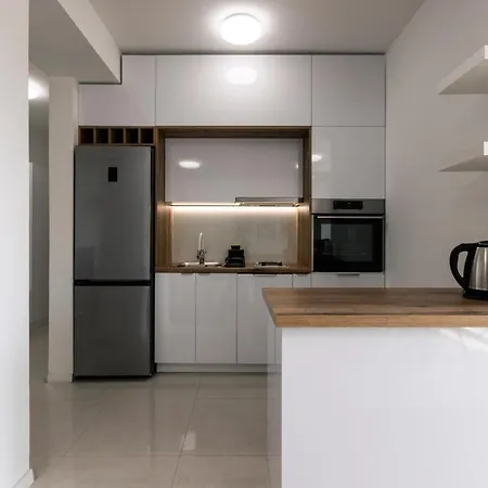 סקופיה Modern City Apartment מראה חיצוני תמונה